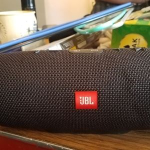 JBL bluetooth speaker